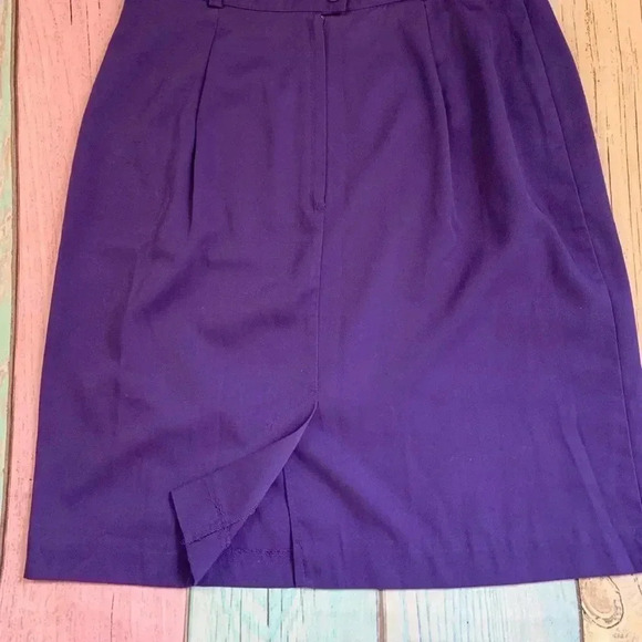 Vintage 80s purple mini skirt - Picture 7 of 7